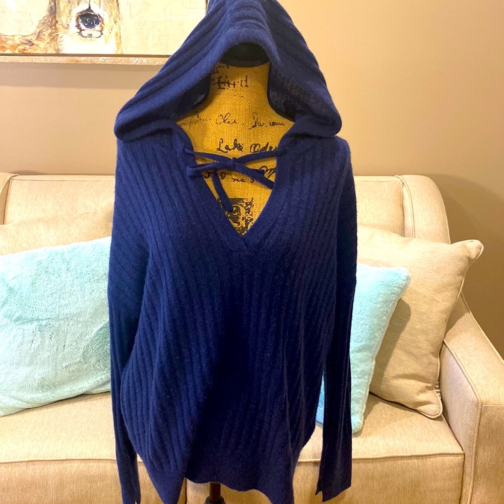 Vineyard Vines Cashmere Hooded Sweater